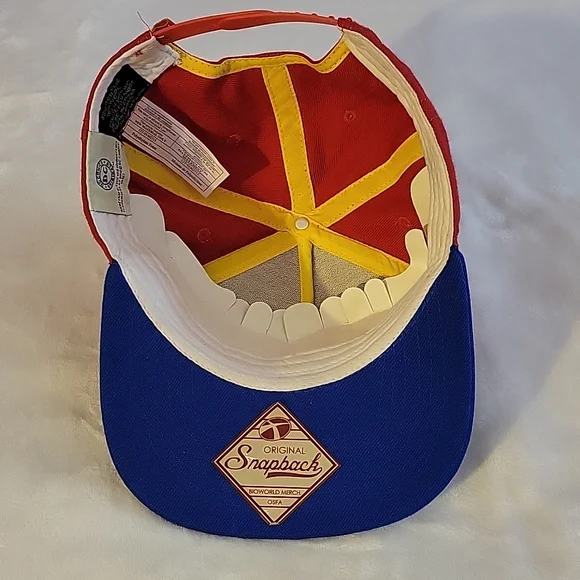 DC Comic Originals Wonder Woman Snapback - Picture 3 of 5